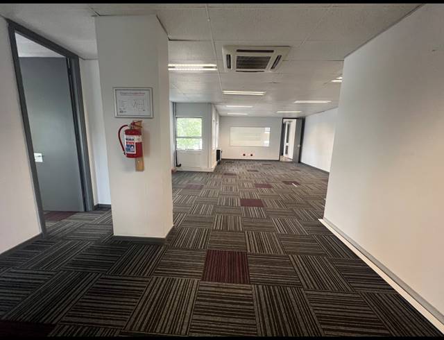 270M² OFFICE TO LET IN ILLOVO